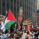 New York'ta Binlerce Kişi Netanyahu'yu Protesto İçin Sokağa Çıktı