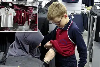 Okul Formasında Etiket Tuzağı: Polyester Astım ve Bronşit Yapıyor