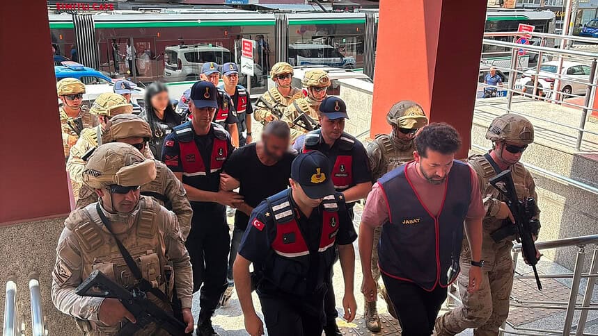Kocaeli'de Organize Suç Örgütüne İkinci Dalga Operasyon: 12 Şüpheli Daha Yakalandı!