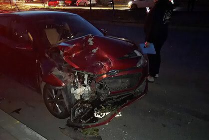 Gebze'de Virajı Alamayan Otobüs İki Otomobile Çarptı: Ölümle Burun Buruna Geldiler