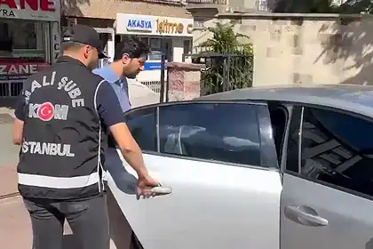 Pusula Holding Başkanı Serdar Turhan'ın Gözaltı Anları Kamerada