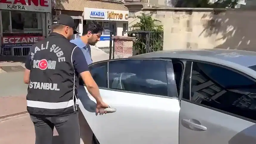 Pusula Holding Başkanı Serdar Turhan'ın Gözaltı Anları Kamerada