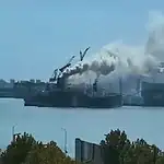 Qingdao'da Tersanede Yanan Gemide 25 Kişi Öldü