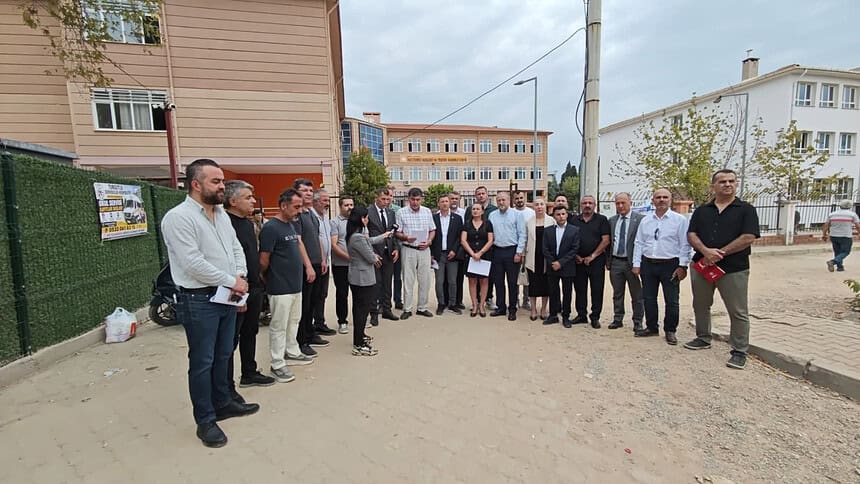 Manisa Turgutlu’daki Okul Saldırısı Sonrası Eğitim Sendikalarından Ortak Çağrı: Önleyici Tedbirler Alınmalı!