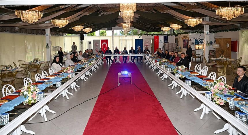 Kocaeli'de Kadına Yönelik Şiddetle Mücadele Toplantısı Vali Aktaş Başkanlığında Yapıldı!