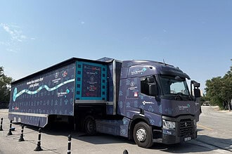 8 Yılda 1,5 Milyon Çocuğa Ulaşıldı! Gezen Sinema Projesi Rekora Koşuyor!