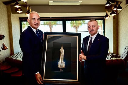 Tahir Büyükakın Bakan Ersoy'u Makamnda Ağırladı: "Kültür Ve Turizm Potansiyelimizi Artırıyoruz"