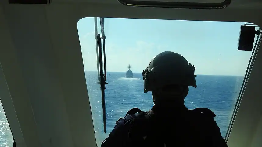TCG Burgazada NATO Görevinde: Taranto Körfezi'nde Ortak Tatbikat