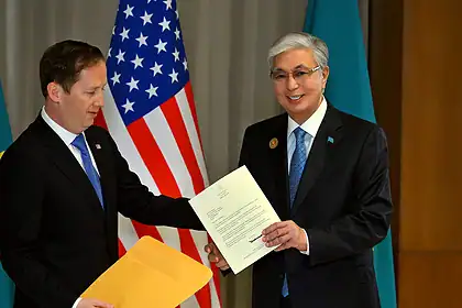 Trump 35. Yıl Mektubunu Gönderdi, Tokayev Kazakistan'a Davet Etti