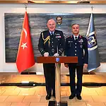 Türk ve İngiliz Hava Kuvvetleri Komutanları Ankara'da Bir Araya Geldi