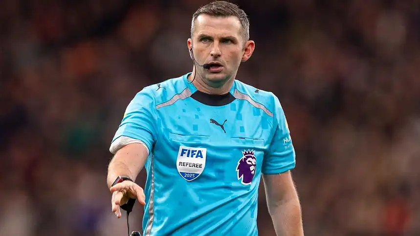 Türkiye-İtalya Maçını Michael Oliver Yönetecek