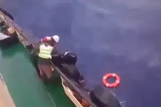 Vanuatu'da Feribot Alabora Oldu: 1 Ölü, 30 Kişi Hâlâ Kayıp
