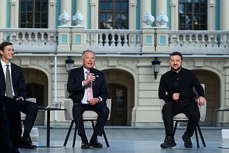 Kiev’de Kritik Barış Zirvesi: Zelenskiy, ABD Temsilcileri Witkoff Ve Kushner İle Bir Araya Geldi!