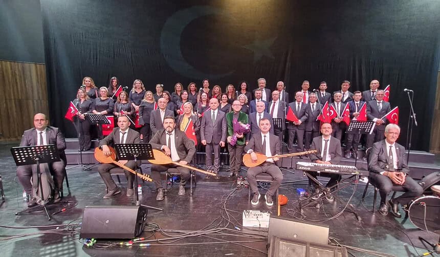 Kocaeli Kongre Merkezi’nde 29 Ekim Coşkusu: Cumhuriyetimizin 103. Yılında Türk Halk Müziği Konseri!