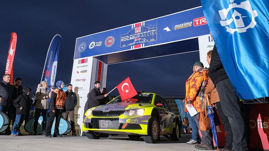 43. Kocaeli Rallisi Başladı: 80 Sporcu 9 Özel Etapta Mücadele Ediyor!