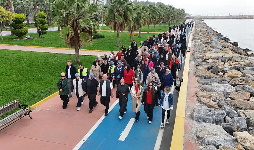 Darıca'da 6 Ekim Dünya Yürüyüş Günü'nde Sağlıklı Yaşam Yürüyüşü!