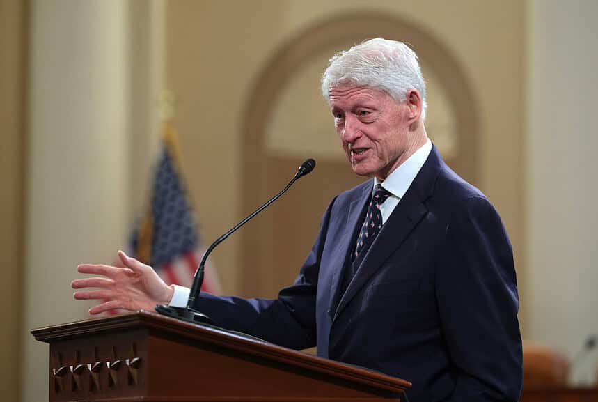 Eski ABD Başkanı Bill Clinton'dan İslamofobi Açıklaması: Kur'an-ı Kerim'den Ayet Örneği Verdi!