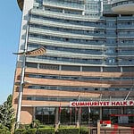 CHP İstanbul İl Başkanlığı Davasında Kritik Gelişme: Mahkeme Yargıtay Kararını Bekleyecek!