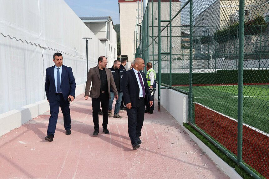 Körfez Çamlıtepe Spor Kompleksinde Çalışmalar Tamamlanma Aşamasında!