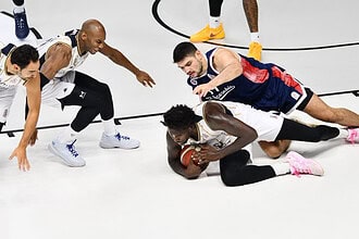 Basketbol Süper Ligi: Çayırova Belediyesi: 76 - Bahçeşehir Koleji: 84