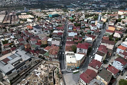 Dilovası Bağdat Caddesi Baştan Aşağık Yenilendi: Büyükşehir'den İlçeye Konforlu Yollar!