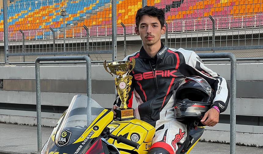 Darıcalı Sporcu Ender Nalbant Türkiye Motosiklet Şampiyonası'nda Şampiyon Oldu!