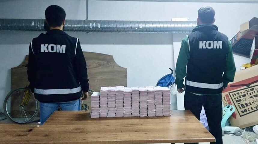 Gebze Mizan Operasyonu’nda Yeni Gelişme: Evdeki Çuvallardan Servet Çıktı!