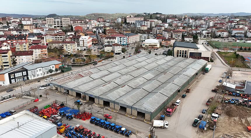 Kandıra Pazaryeri Baştan Aşağı Yenileniyor: Pazar Kurulurken Tadilat Nasıl Yapılacak?