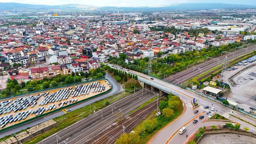 Kocaeli Büyükşehir'den Kartepe Köseköy'e Yaya Ve Bisiklet Altgeçidi: İhale 23 Ekim'de!