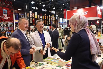 Başkan Büyükakın 16 Yıllık Hikâyeyi Özetledi: "Sayfaları Birlikte Çevirmeye Devam Ediyoruz"