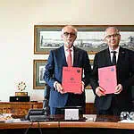 Kocaeli Üniversitesi'nde Türkiye’de Bir İlk: İlaç Üretim Teknolojisi İçin Santa Farma İle İş Birliği!