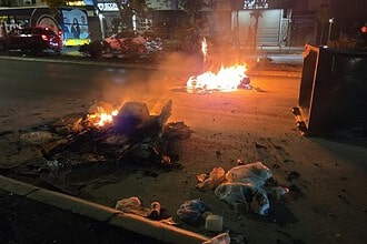Kosova’da Protestocular İle Polis Karşı Karşıya Geldi