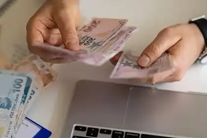 Memurların 2027 Fazla Mesai Ücreti Belli Oldu! Saatlik Ödeme 19,85 TL'ye Çıkacak