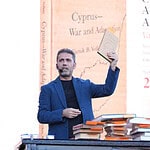 Kocaeli Kongre Merkezi'nde Müzayede Heyecanı: Nadir Eserler Kocaelili Koleksiyoncuların Oldu!