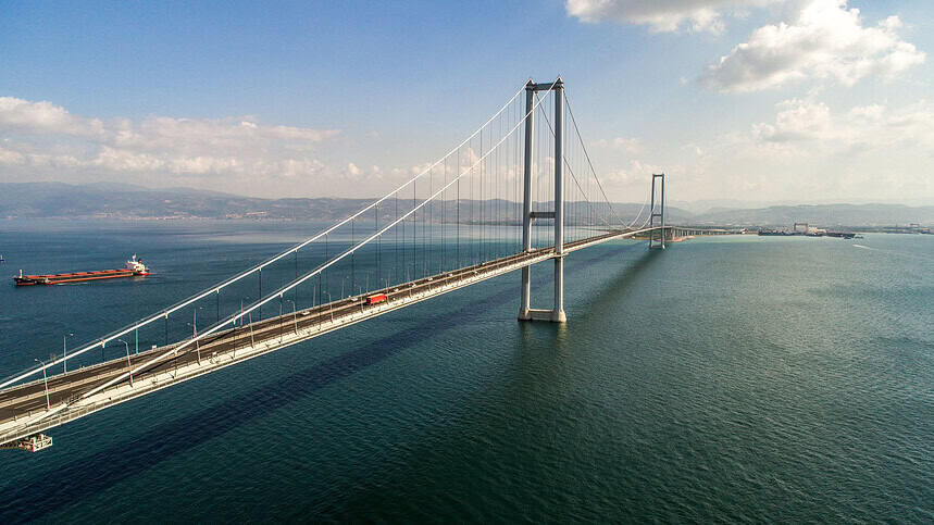 29 Ekim Perşembe Günü Osmangazi Köprüsü Trafiğe Kapatılıyor!