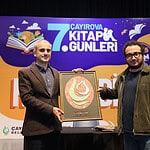 Oytun Erbaş Çayırova'da Sevenleriyle Buluştu: "Çocuklara Vicdanlı Olmayı Öğretmeliyiz"