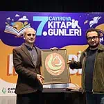 Oytun Erbaş Çayırova'da Sevenleriyle Buluştu: "Çocuklara Vicdanlı Olmayı Öğretmeliyiz"