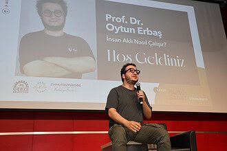 Prof. Dr. Oytun Erbaş Gebze’de Gençlerle Buluştu: "İnsan Aklı Nasıl Çalışır?"