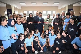İzmit’te Şule Yüksel Şenler Okul Kütüphanesi Açıldı!