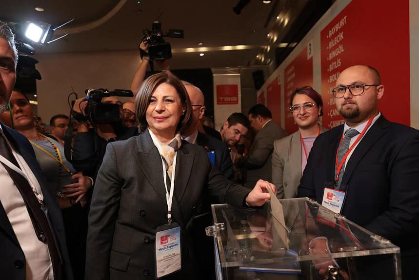 TBB Başkan Vekili Ayşe Ünlüce Oldu