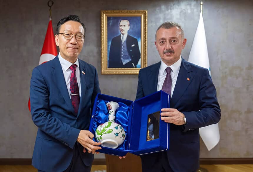 Güney Kore İstanbul Başkonsolosu Taeyoung Park'tan Başkanı Büyükakın’a Ziyaret!