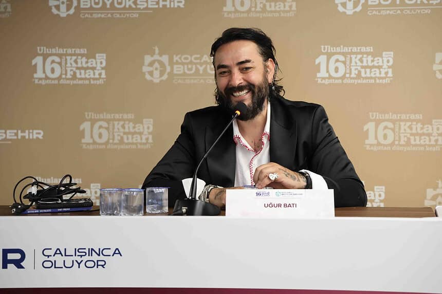 Prof. Dr. Uğur Batı Kocaeli Kitap Fuarı'nda Konuştu: “Kapasitemizin üzerine çıkabiliriz”