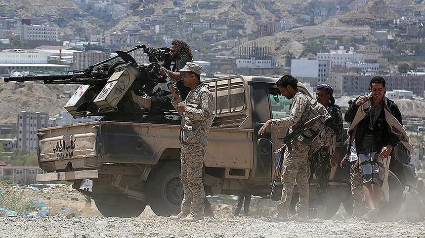 Yemen ordusu Son 24 saat içinde bin 200 Husi etkisiz hale getirildi