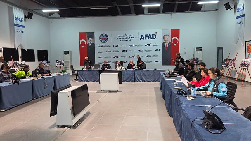 Kocaeli Valisi İlhami Aktaş Başkanlığında AFAD Kriz Merkezi’nde Şiddetli Yağış Toplantısı!