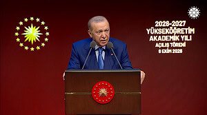 Cumhurbaşkanı Erdoğan'dan Üniversite Eleştirilerine Yanıt: "Her Şehre Üniversite Eğitimde Fırsat Eşitliğidir