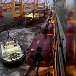 Almanya’da 2 Bin 428 Yolcu Taşıyan Kruvaziyer Yük Gemisine Çarptı