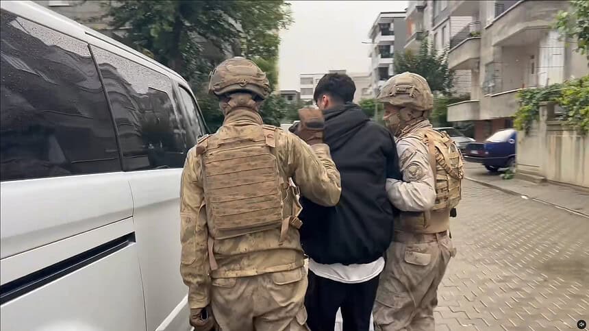 Kocaeli Dâhil 33 İlde Yasa Dışı Bahis Operasyonu: 119 Şüpheliye Eş Zamanlı Baskın!
