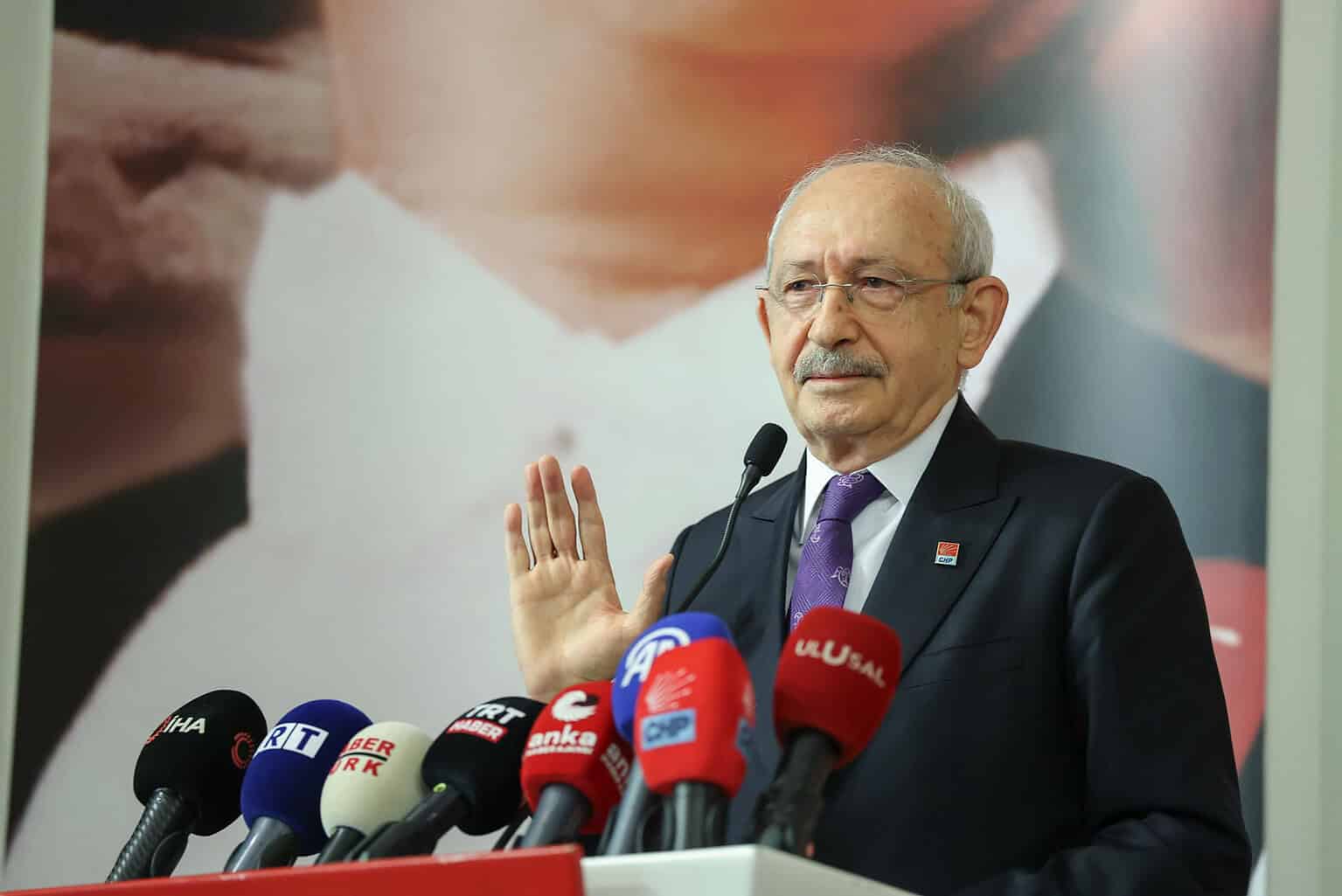 Kemal Kılıçdaroğlu TBMM Grup Toplantısı'nda Konuştu: "CHP Türkiye'nin Temel Taşıdır"