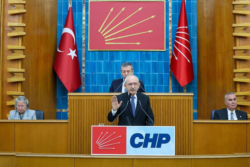 Kılıçdaroğlu'ndan Fon Mağdurları ve Çiftçi Borçları Açıklaması: "Ödemeyi Hazineden Yaparsanız Dünyayı Size Dar Ederiz!"