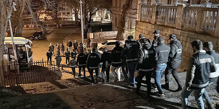Daltonlar’a 14 ilde operasyon: 33 şüpheli hakkında gözaltı kararı!